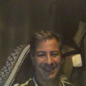 Meet your Posher, Enrique